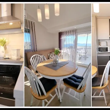 Bella By The Sea - Heated Pool, Jacuzzi, Sauna Apartment Kozino