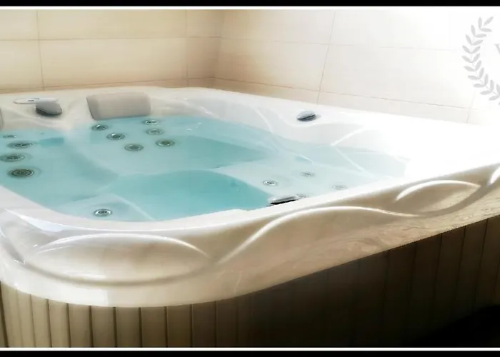 Bella By The Sea - Heated Pool, Jacuzzi, Sauna Apartamento *