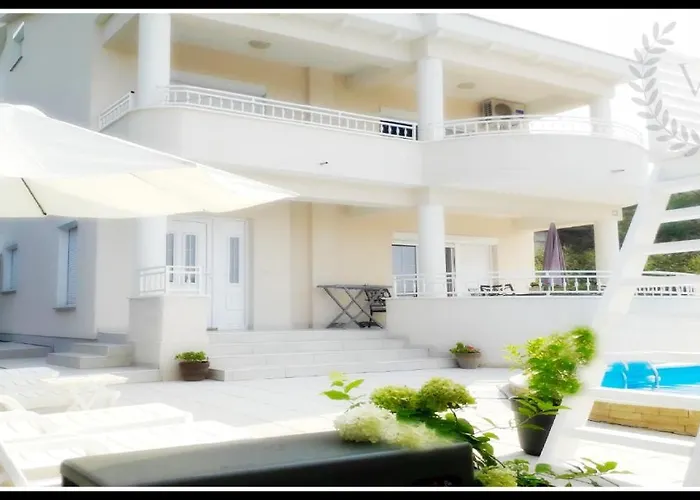 Appartamento Bella By The Sea - Heated Pool, Jacuzzi, Sauna *